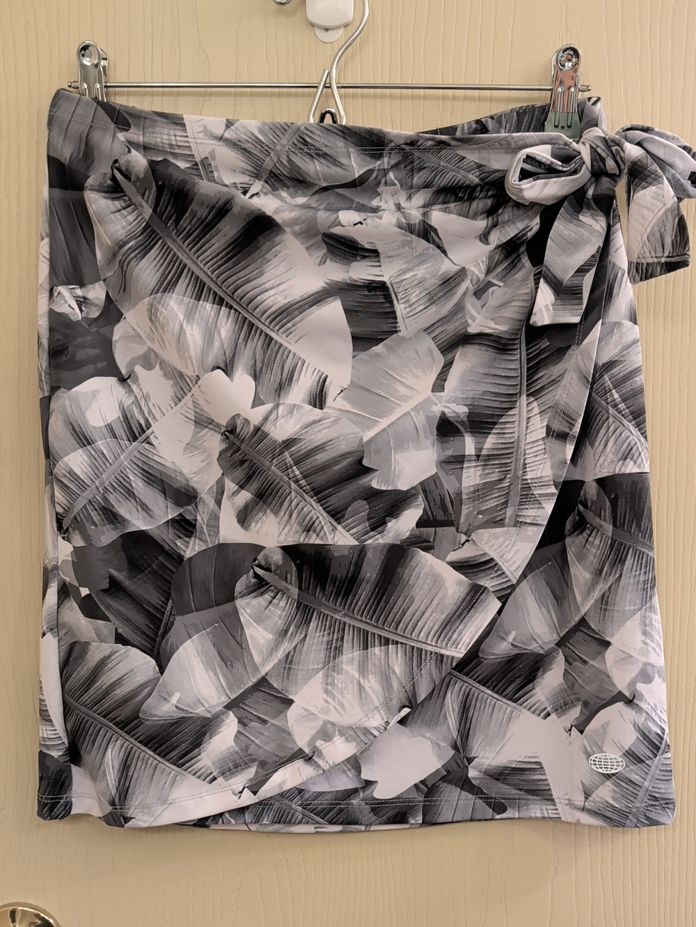 Reel Legends Elite Comfort Tropical Wrap Skirt Women’s Size Small Black White